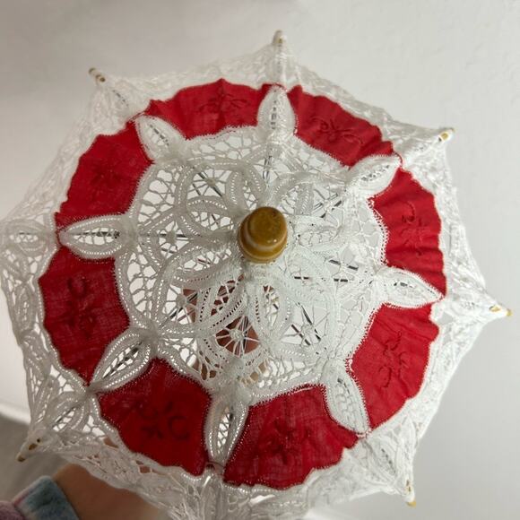 Mini decor umbrellas- red , white lace- vintage feminine dainty Victorian - Picture 4 of 6